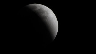 Eclipse luna-1